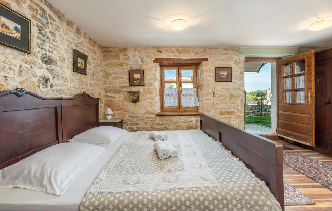 House Peresiji Hotel Room photo